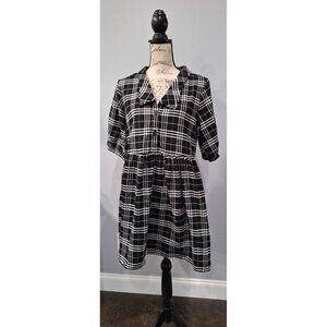 EUC Harper Heritage Black and White Plaid Short Sleeve Dress/Sz Medium